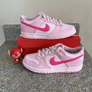 New - Nike Dunk Low Triple Pink